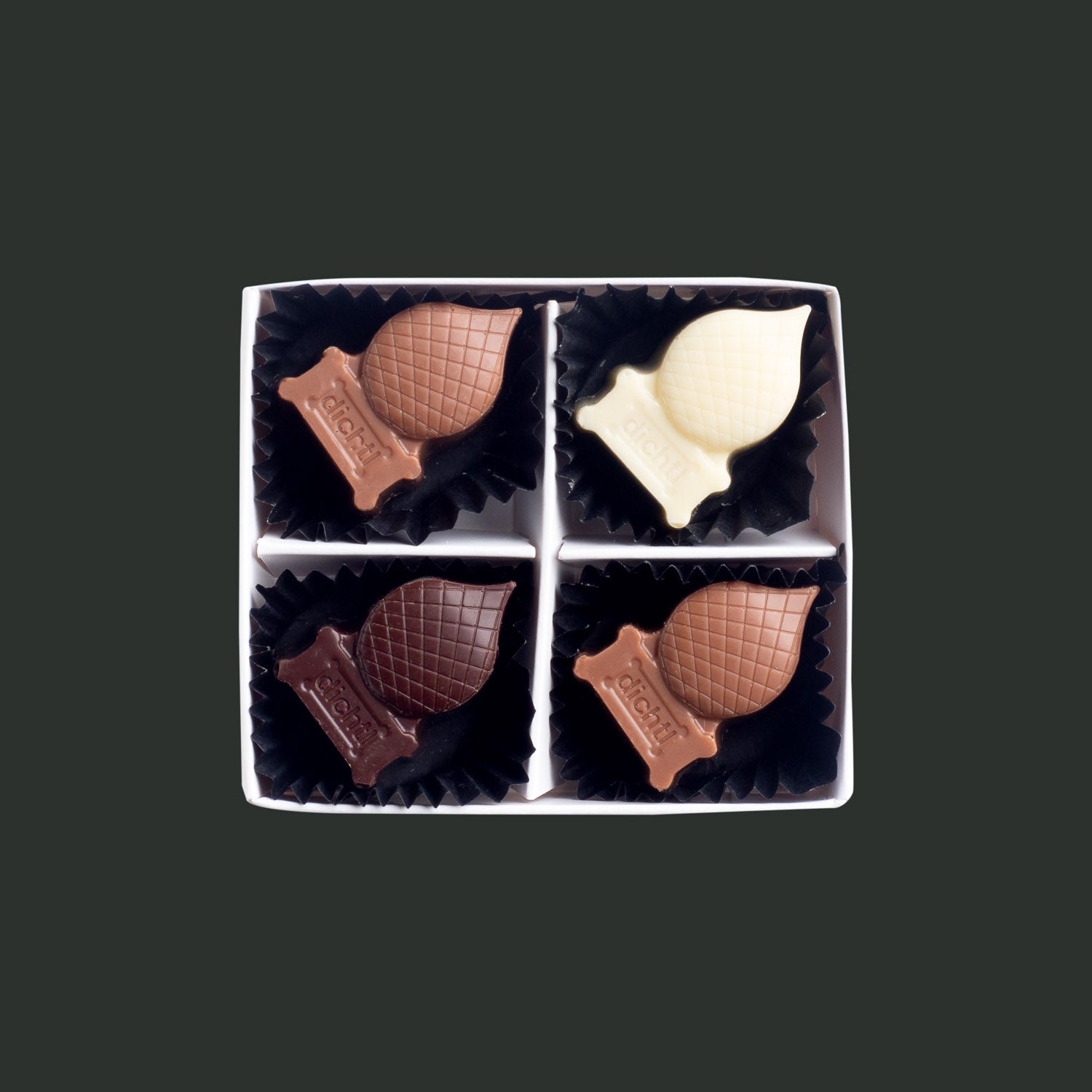 Zirbelnüsschen 4 Pralinen